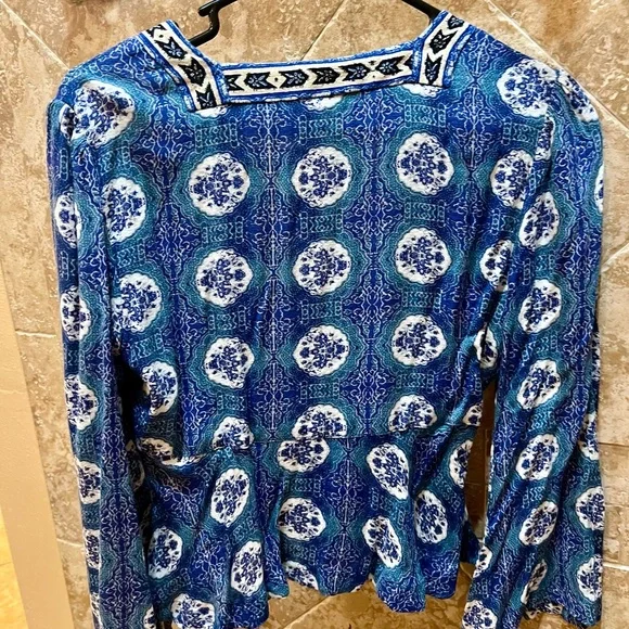 Free People small blouse - Picture 3 of 3